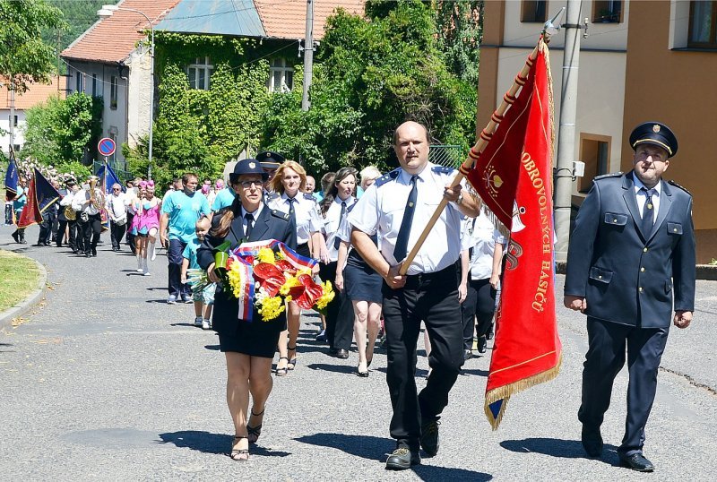 0hasicske-slavnosti-domousice-nahled